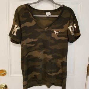 PINK Victoria Secret Oversized Camouflage T Shirt Sequins Short Sleeve Sz XS